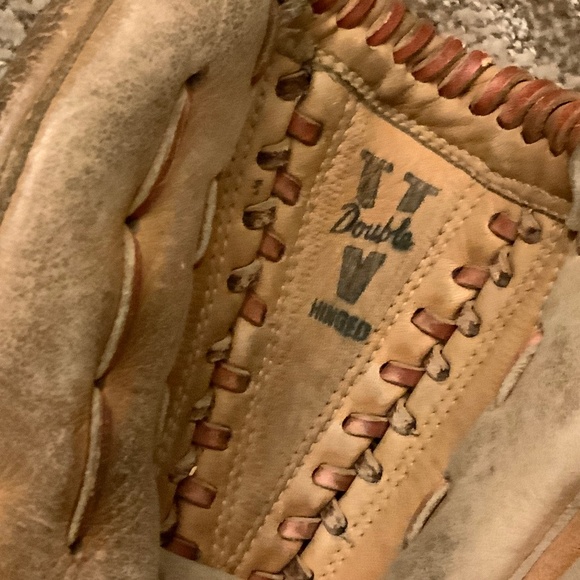 Vintage Regent 5416 Phil Rizzuto Model Leather Baseball Mit - Picture 3 of 9